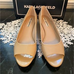 Karl Lagerfeld beige flats